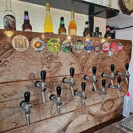 The Cornish Arms Otel
